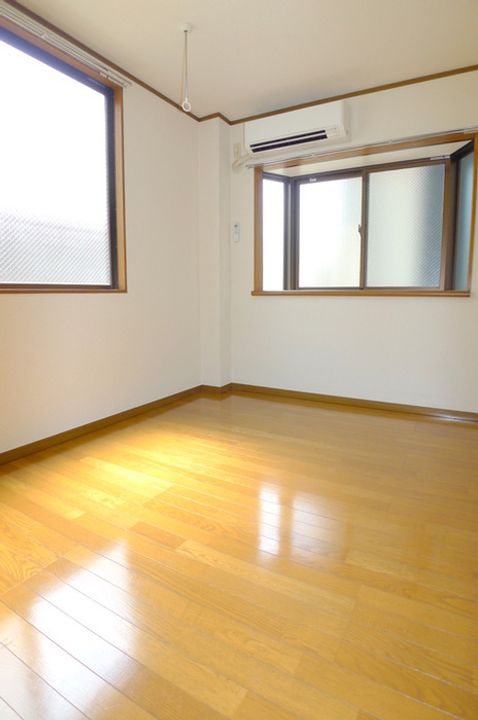 西川口ディアコート照光の居間