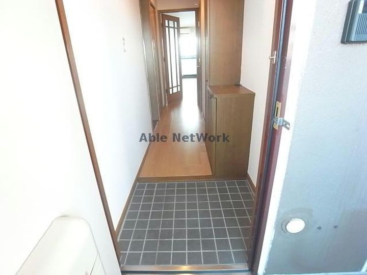 岐阜県岐阜市茜部菱野2(マンション)の賃貸物件の玄関