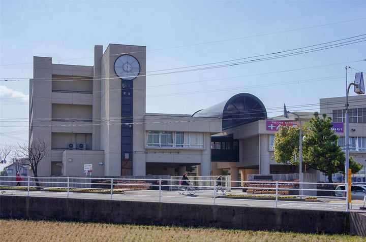 ユーミー館野の周辺