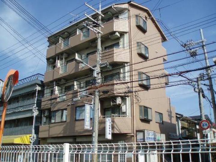 プレアール正雀の外観