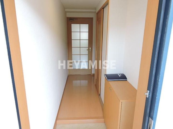 グリシーヌ浦上の玄関