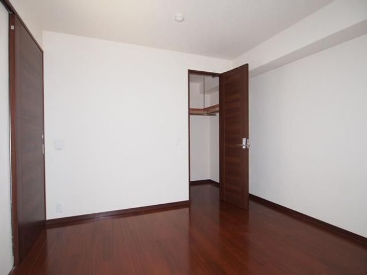 プラウド千里山田の居間