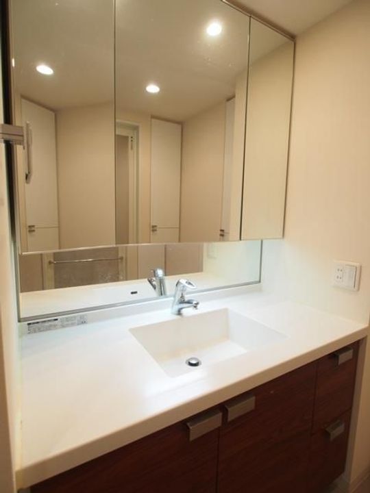 プラウド千里山田の内装