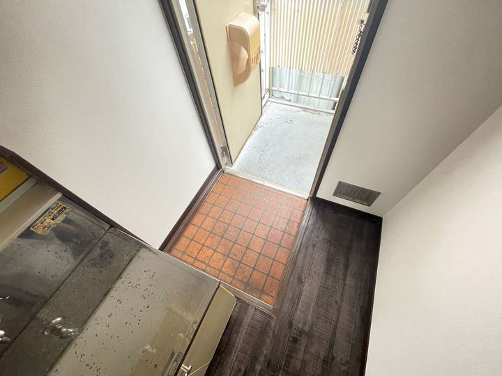 東京都世田谷区用賀3(アパート)の賃貸物件の玄関