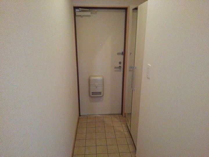 アクアパレスの玄関