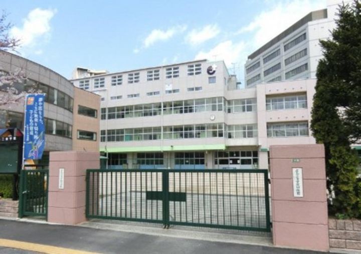 プレサンス広島中央の周辺