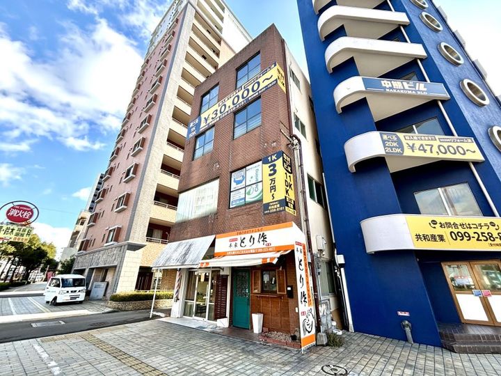 中村ビル(小川町)の外観