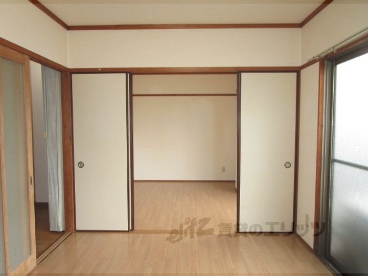 メゾン・リバーサイドの居間