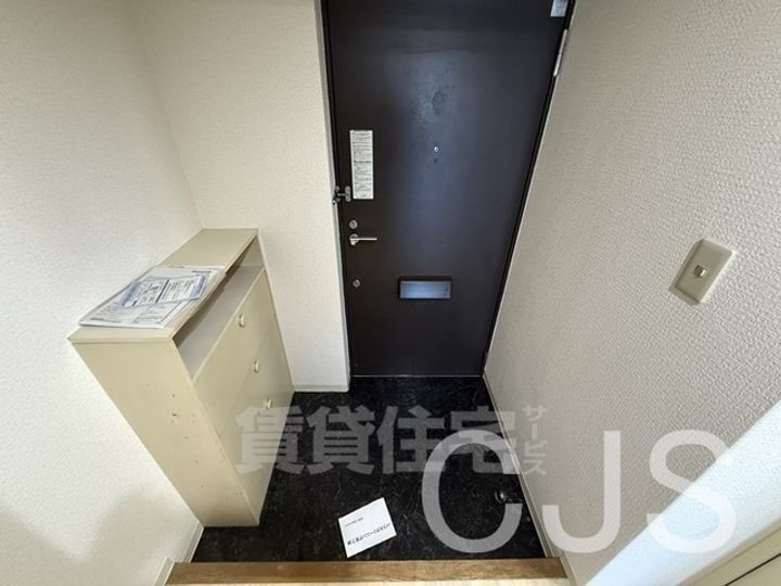 エルデ大手前の玄関