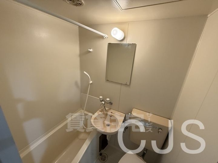 エルデ大手前の風呂