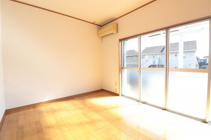 奥冨荘の居間