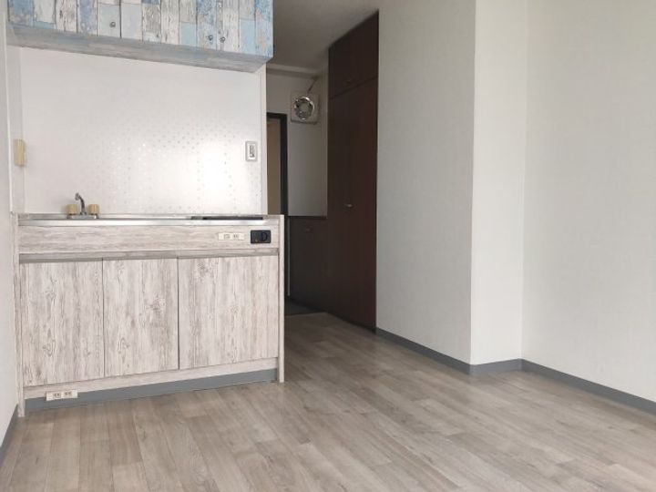 吉野ハイツの居間