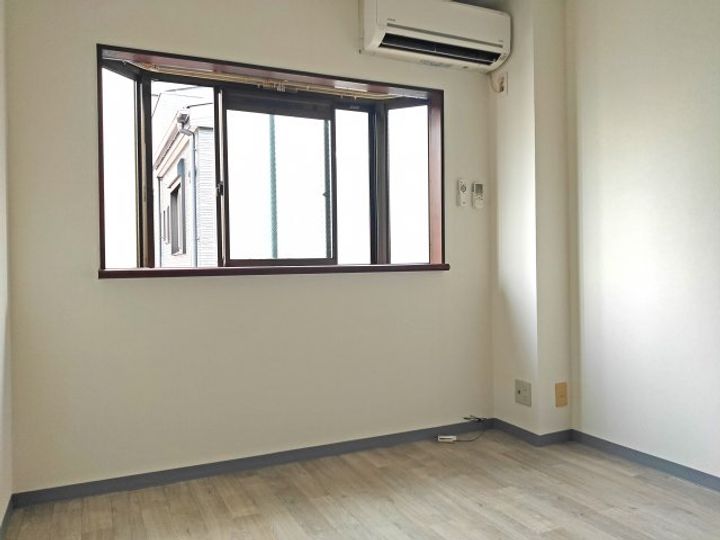 吉野ハイツの居間