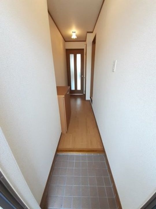 メゾン・ルポ Iの玄関