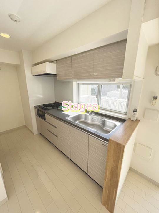 グランディール本町西のキッチン