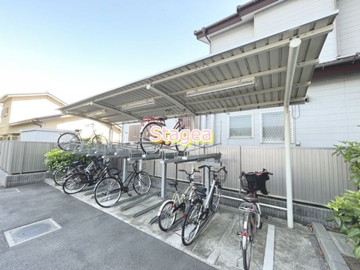 グランディール本町西の地図