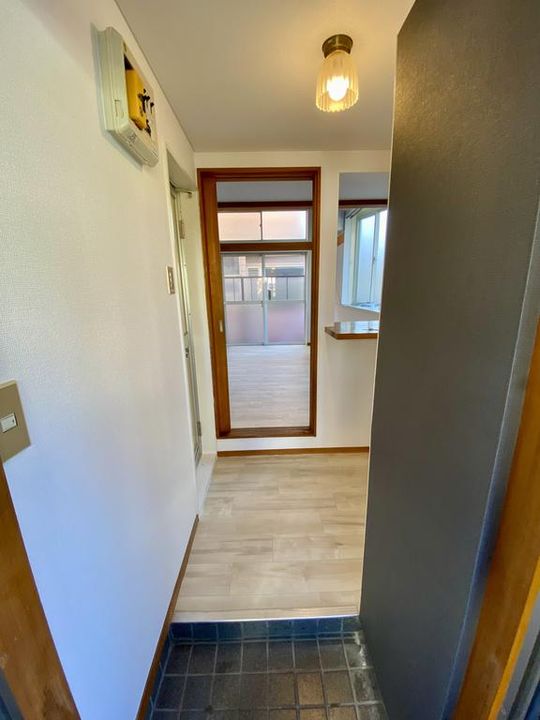 新町スターハイツの玄関