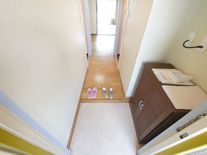 三協ビルの玄関