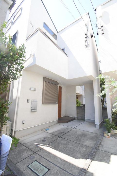 東京都中野区江古田4(一戸建)の賃貸物件の外観