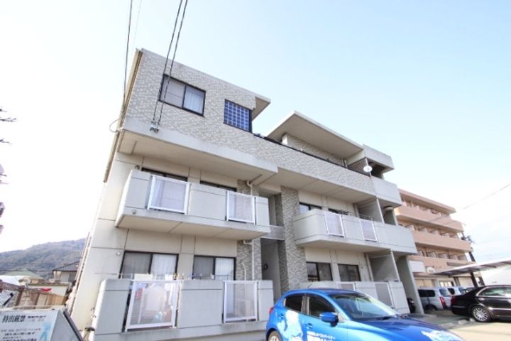 カーサベルデ(カワウチ6)の外観