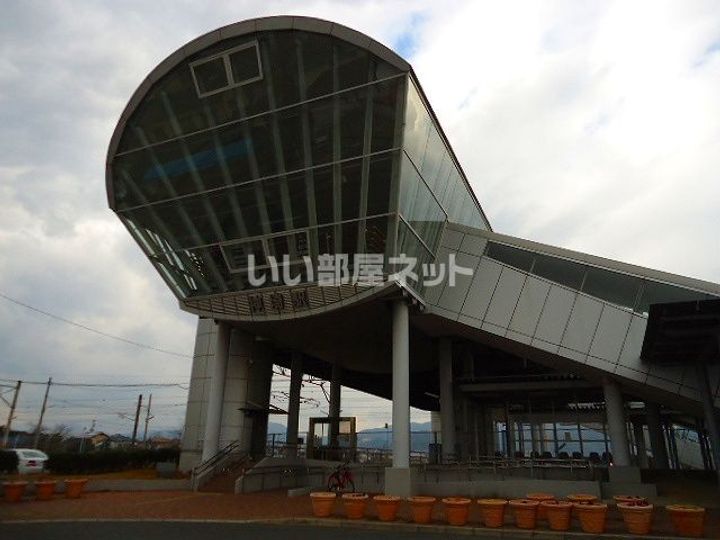 ラディエンスBの周辺