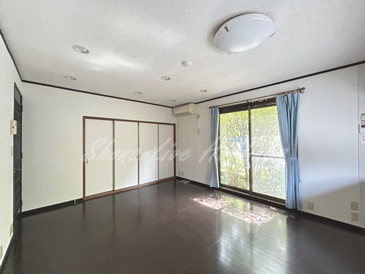 神奈川県鎌倉市岩瀬(一戸建)の賃貸物件の居間