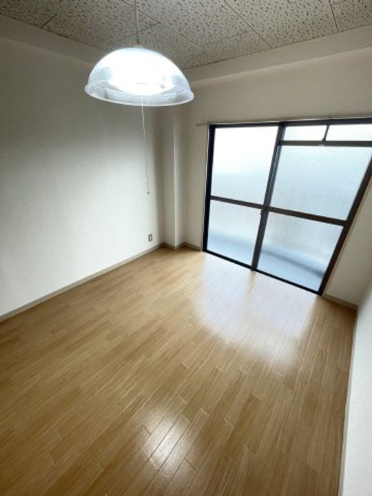 大阪府大阪市東淀川区井高野3(マンション)の賃貸物件の居間