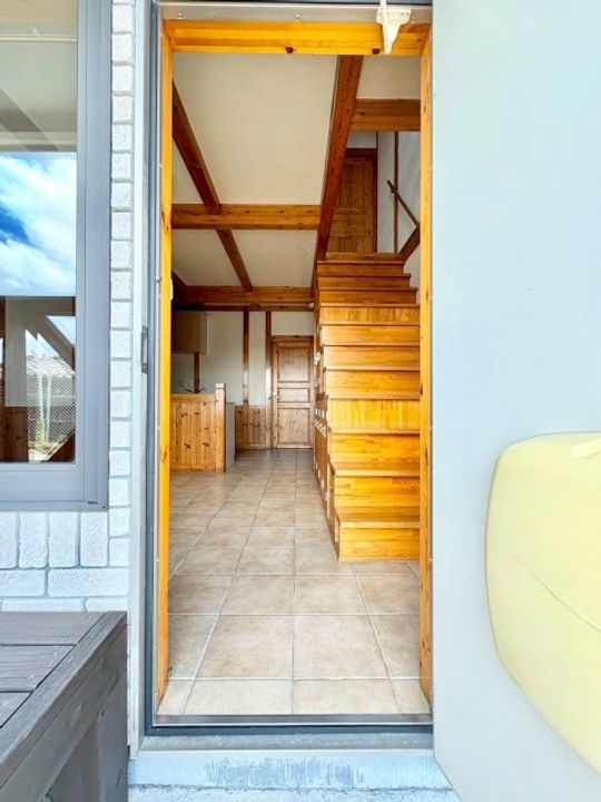 静岡県浜松市中央区萩丘3(一戸建)の賃貸物件の玄関