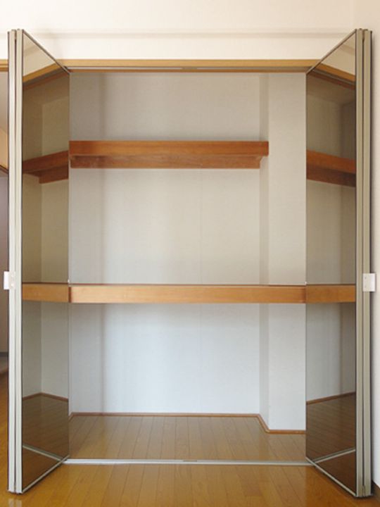 クレストの内装