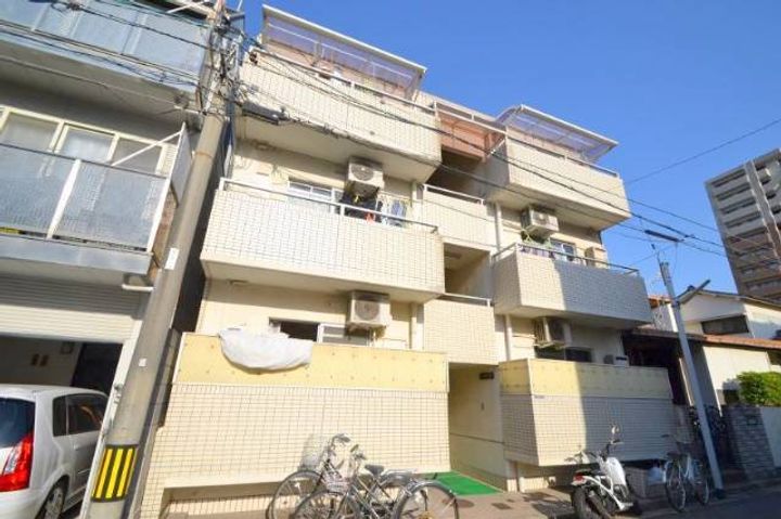 メゾン宇品の外観