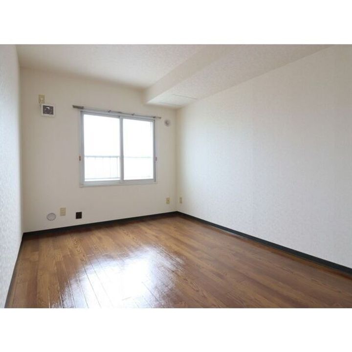 グランベルサの内装