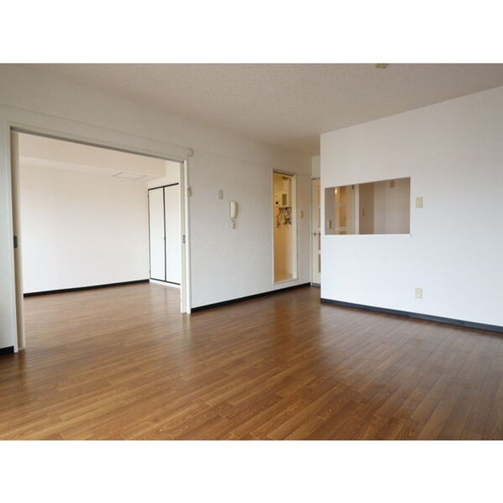 グランベルサの居間