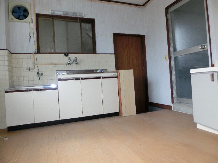 山口県岩国市車町1(アパート)の賃貸物件のキッチン