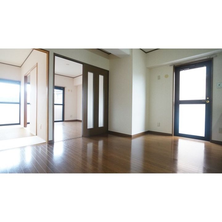 ル・ド・ソレイユの居間