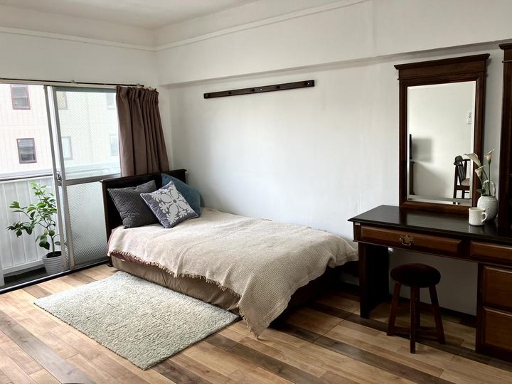 城見町菊屋ビルの居間