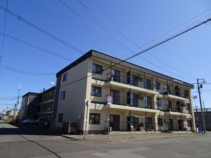 エーコーパティオスの外観