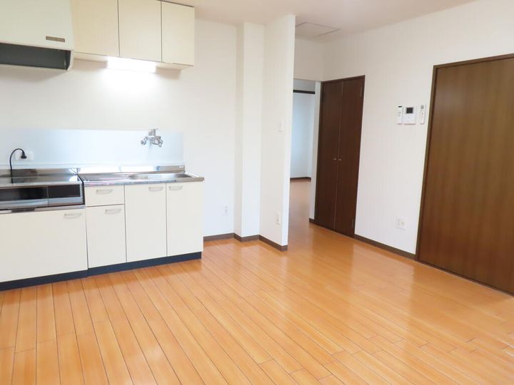 エーコーパティオスの居間