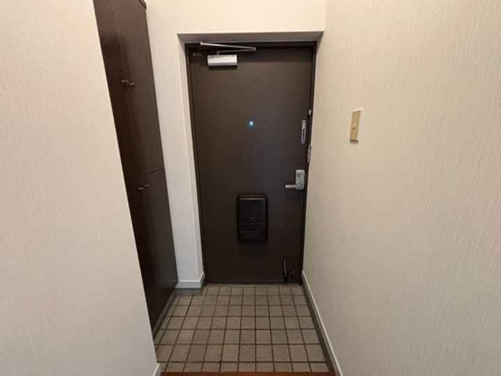 コーポサンシャインの玄関