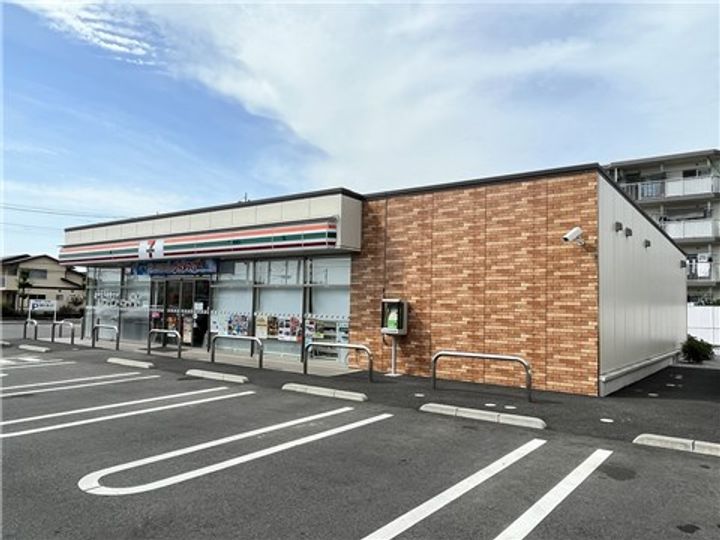 ウエストビレッジの周辺