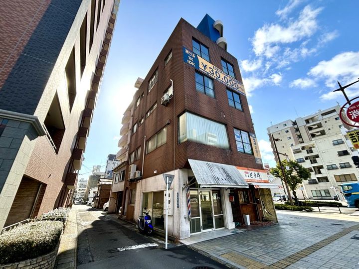 中村ビル(小川町)の外観