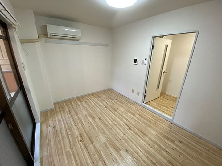 エルム泉大津PARTI・IIの居間