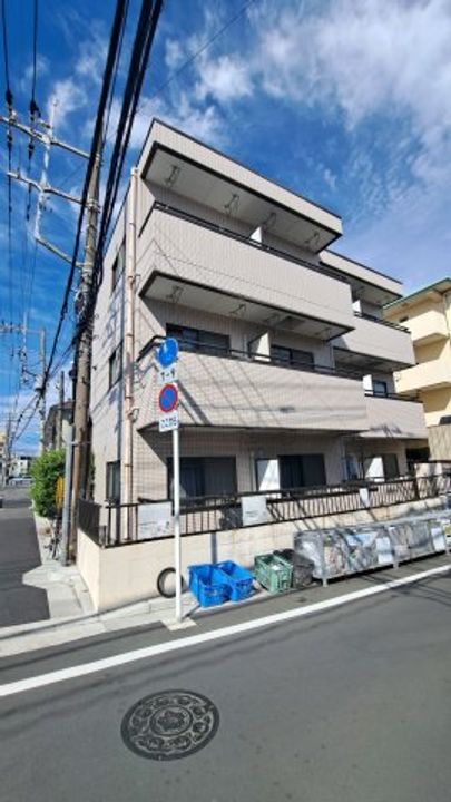 クリスタル高津の外観