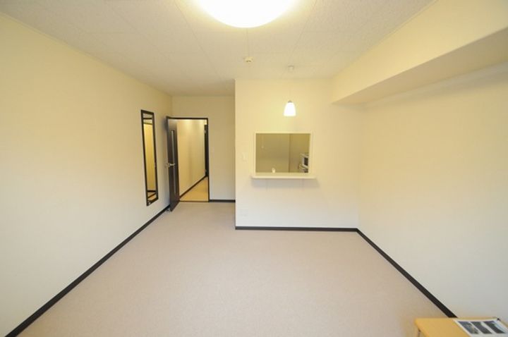 レオネクストプログレの居間