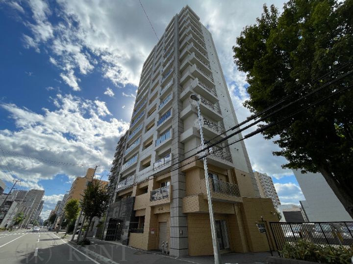 グランファーレ桑園パークサイドの外観