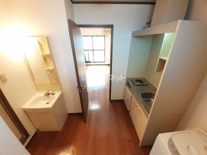 三重県名張市鴻之台1番町(アパート)の賃貸物件の居間