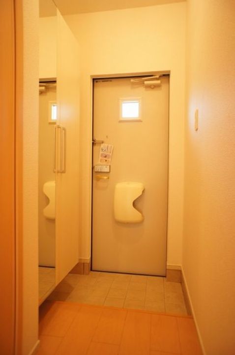 福島県いわき市四倉町字鬼越(アパート)の賃貸物件の玄関