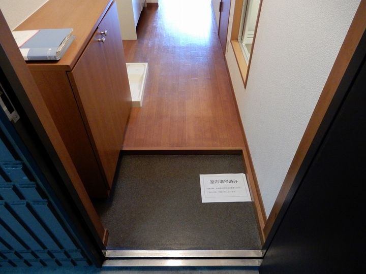 サクラハイツの玄関
