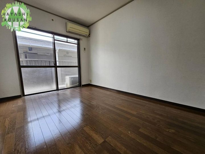 サザンブライトIIIの居間