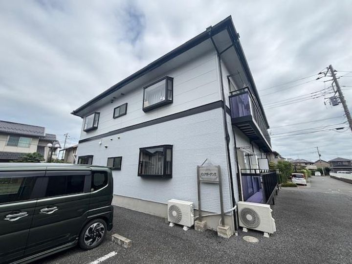 ピュアガーデンIIの外観