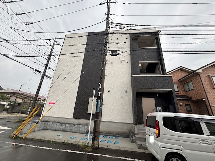 ウィングガーデン一ノ割の外観